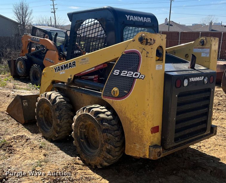 image for item EI0698 Yanmar S220R skid steer loader