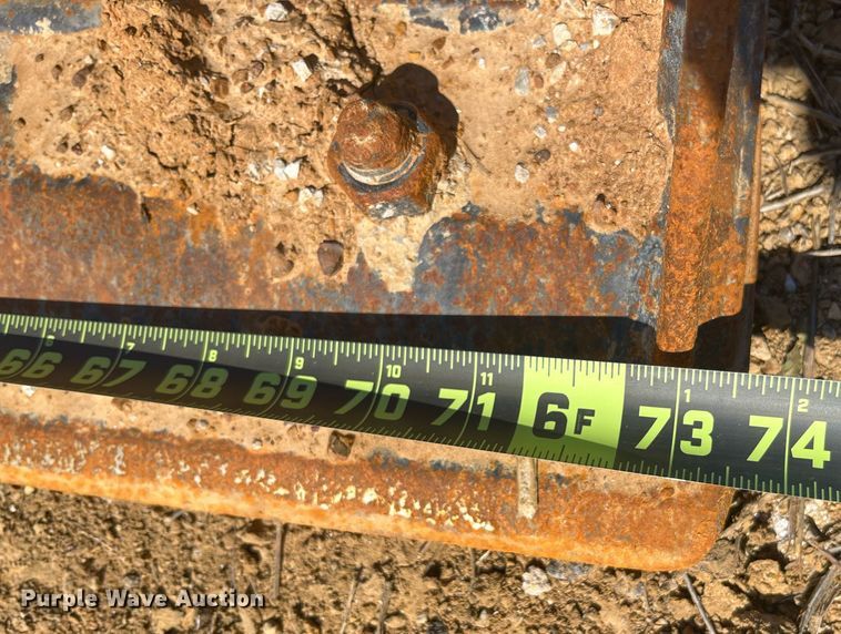 image for item EI0698 Yanmar S220R skid steer loader