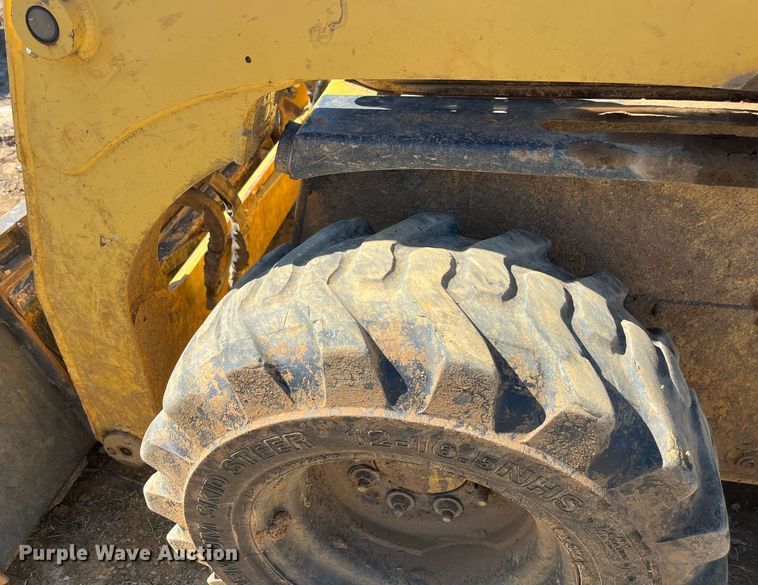 image for item EI0698 Yanmar S220R skid steer loader