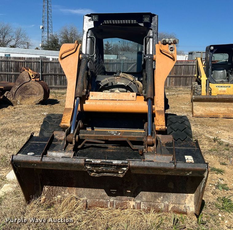 image for item EI0699 2014 Case SV185 skid steer loader