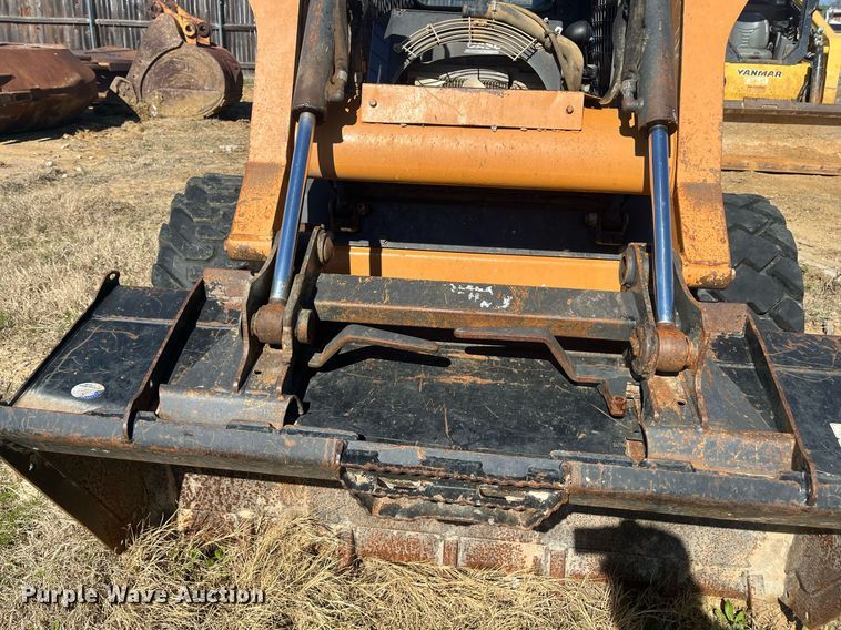 image for item EI0699 2014 Case SV185 skid steer loader