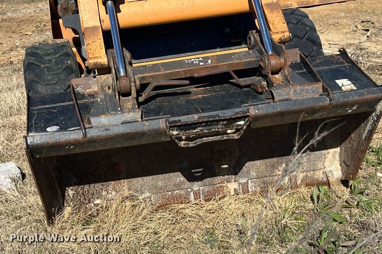 image for item EI0699 2014 Case SV185 skid steer loader