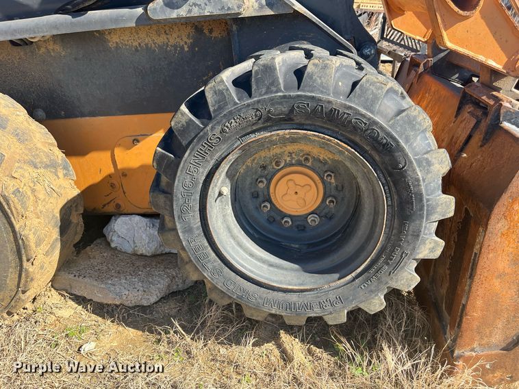 image for item EI0699 2014 Case SV185 skid steer loader