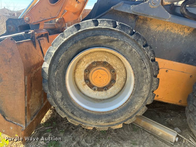 image for item EI0699 2014 Case SV185 skid steer loader