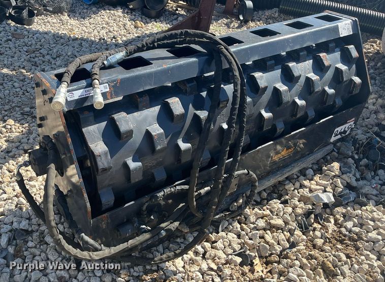 image for item EI0700 Landhonor skid steer padded vibratory roller