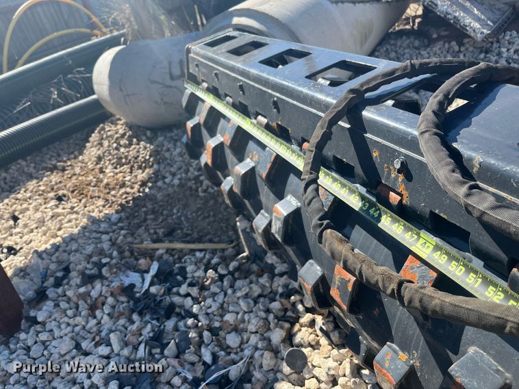 image for item EI0700 Landhonor skid steer padded vibratory roller