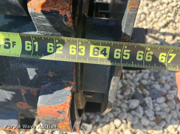 image for item EI0700 Landhonor skid steer padded vibratory roller