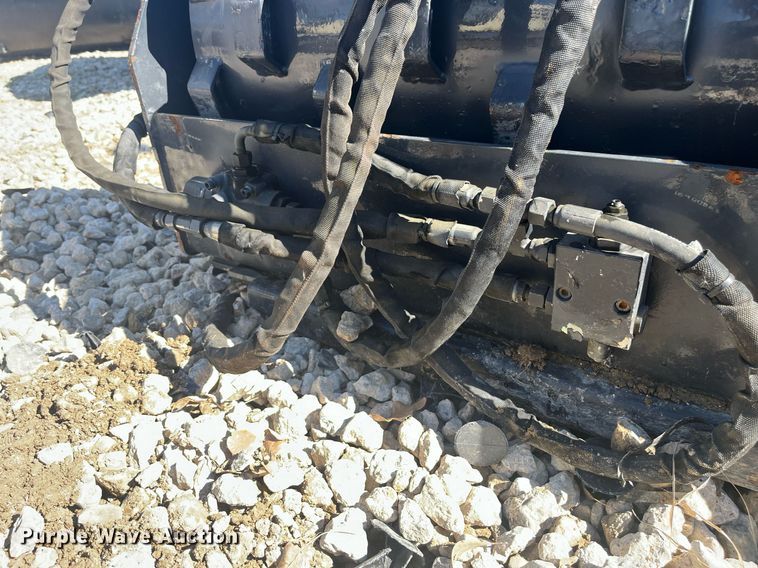 image for item EI0700 Landhonor skid steer padded vibratory roller