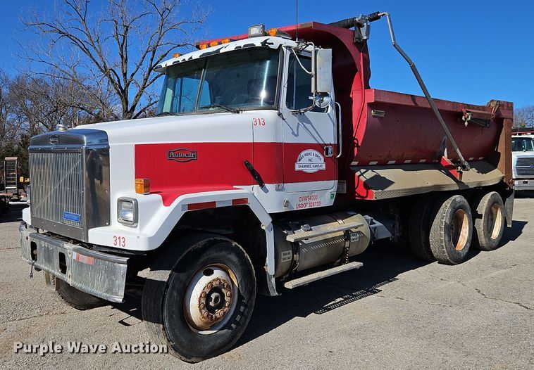 image for item EI3524 1995 Volvo Autocar dump truck