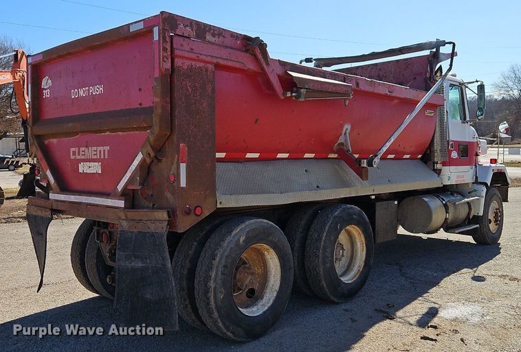 image for item EI3524 1995 Volvo Autocar dump truck