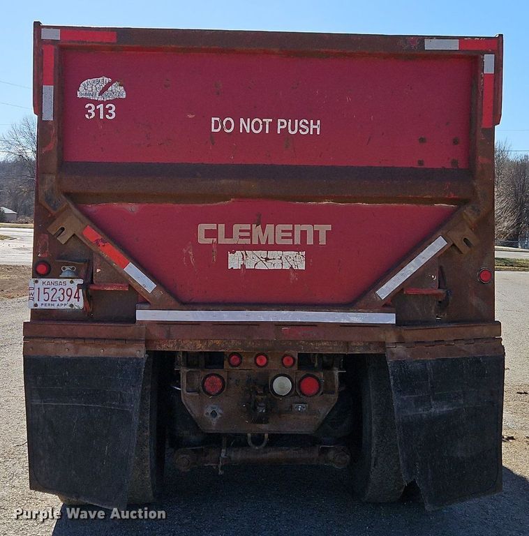 image for item EI3524 1995 Volvo Autocar dump truck