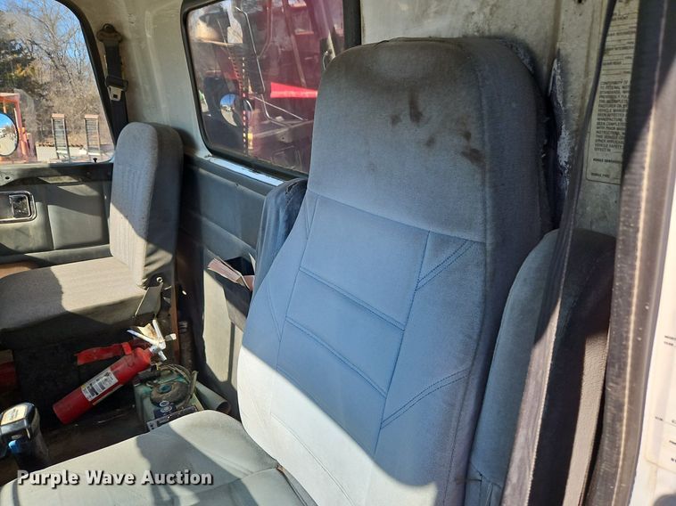 image for item EI3524 1995 Volvo Autocar dump truck