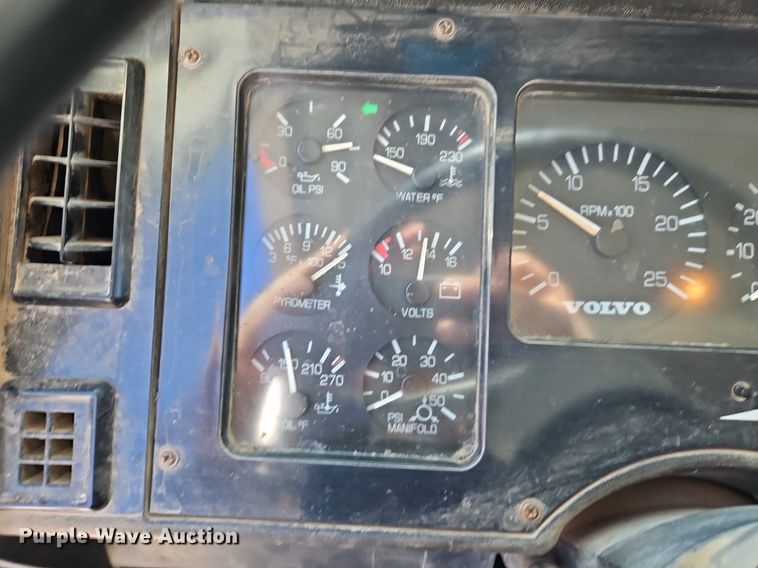 image for item EI3524 1995 Volvo Autocar dump truck