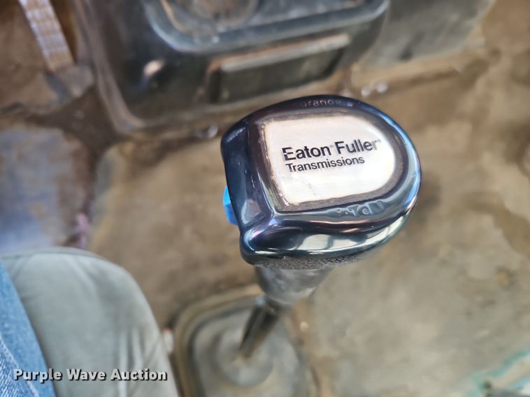 image for item EI3524 1995 Volvo Autocar dump truck