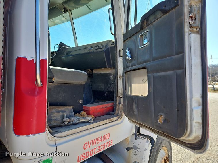 image for item EI3524 1995 Volvo Autocar dump truck