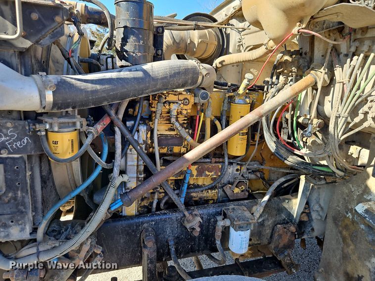 image for item EI3524 1995 Volvo Autocar dump truck