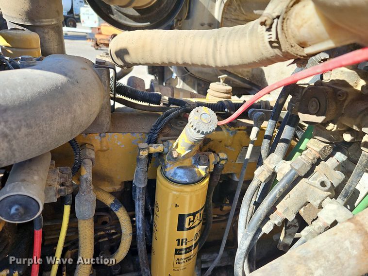 image for item EI3524 1995 Volvo Autocar dump truck