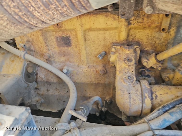 image for item EI3524 1995 Volvo Autocar dump truck