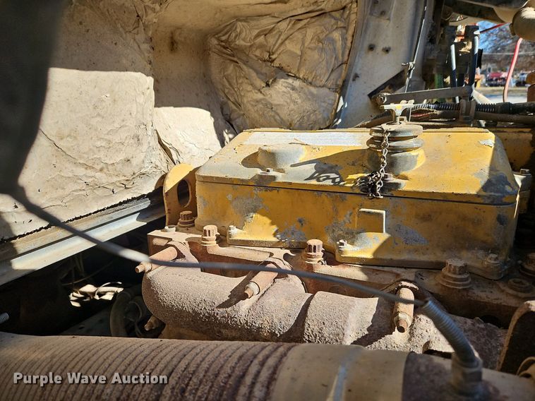 image for item EI3524 1995 Volvo Autocar dump truck