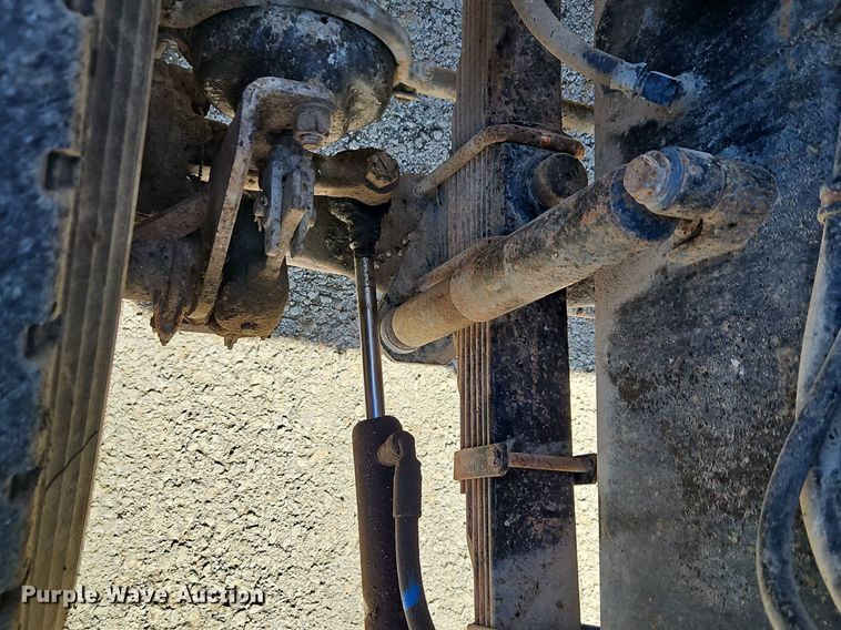 image for item EI3524 1995 Volvo Autocar dump truck