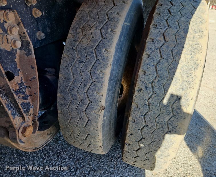 image for item EI3524 1995 Volvo Autocar dump truck