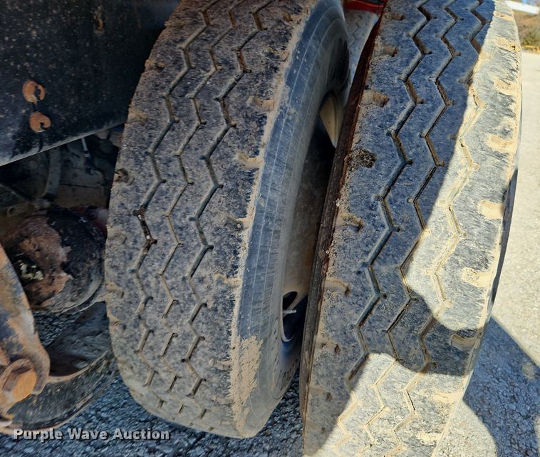 image for item EI3524 1995 Volvo Autocar dump truck