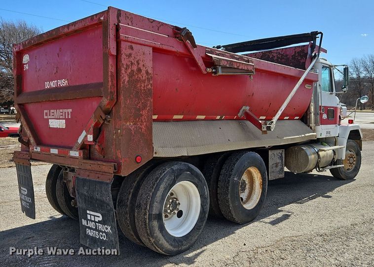image for item EI3526 1995 Volvo Autocar dump truck