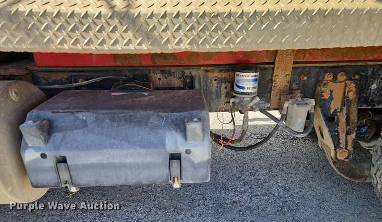 image for item EI3526 1995 Volvo Autocar dump truck