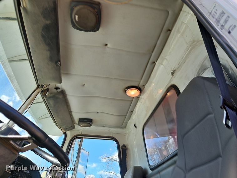 image for item EI3526 1995 Volvo Autocar dump truck