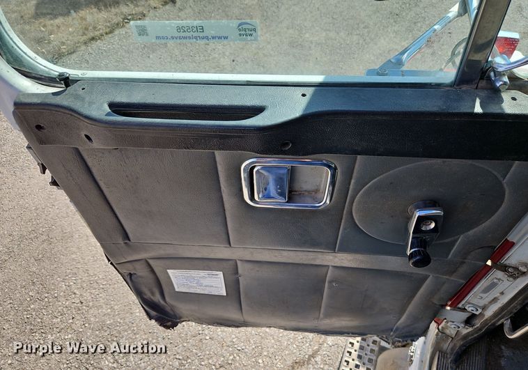 image for item EI3526 1995 Volvo Autocar dump truck