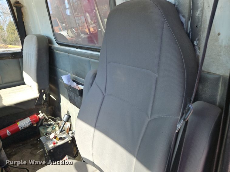 image for item EI3526 1995 Volvo Autocar dump truck