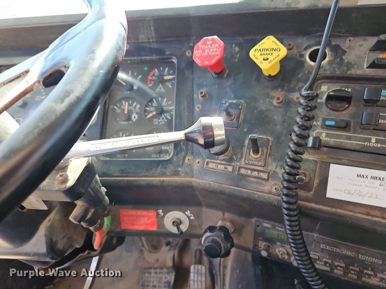 image for item EI3526 1995 Volvo Autocar dump truck