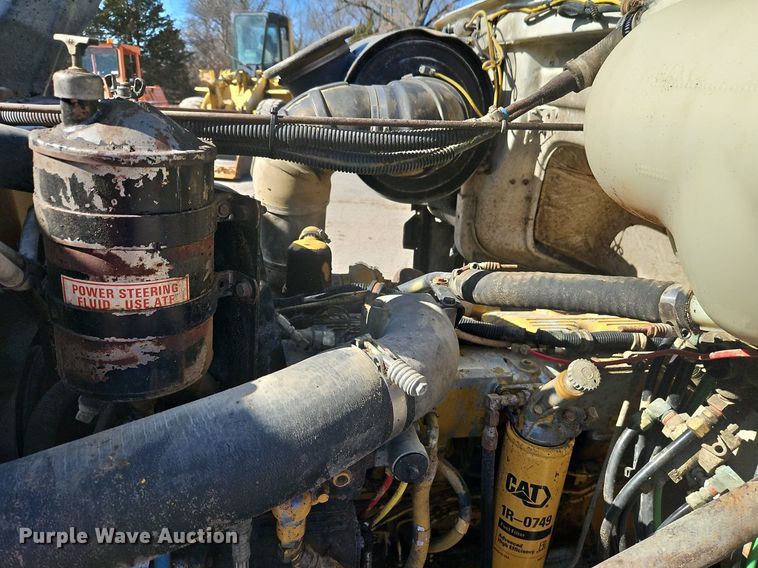 image for item EI3526 1995 Volvo Autocar dump truck