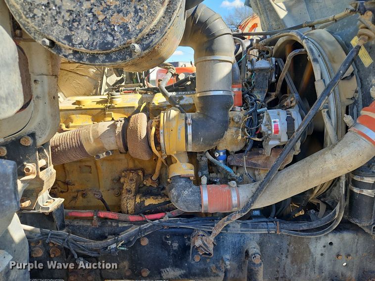 image for item EI3526 1995 Volvo Autocar dump truck