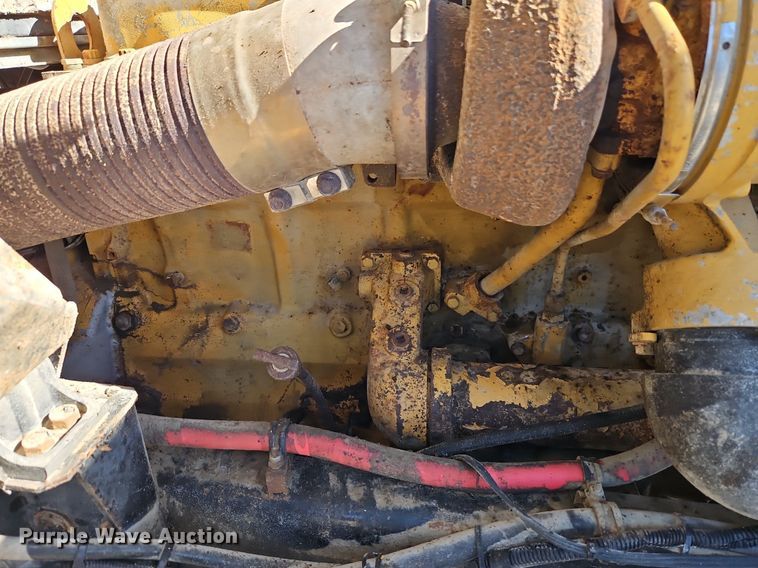 image for item EI3526 1995 Volvo Autocar dump truck