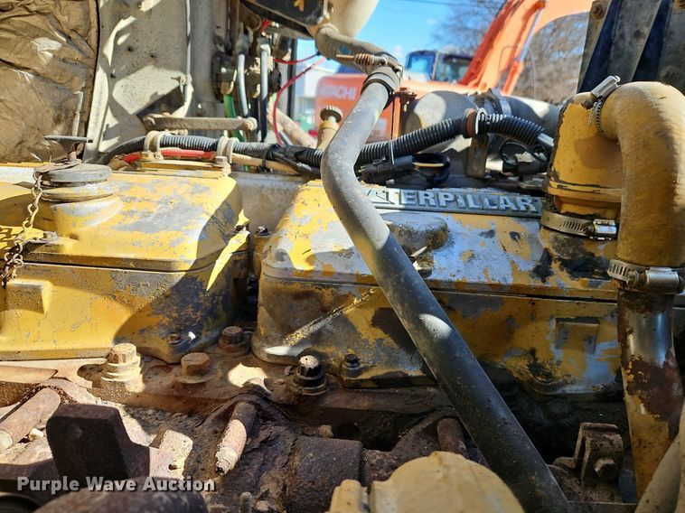 image for item EI3526 1995 Volvo Autocar dump truck