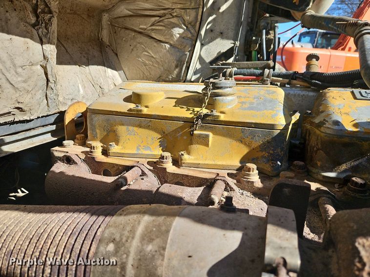 image for item EI3526 1995 Volvo Autocar dump truck