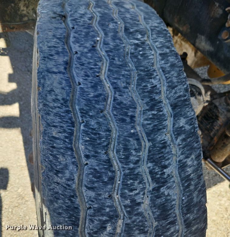 image for item EI3526 1995 Volvo Autocar dump truck