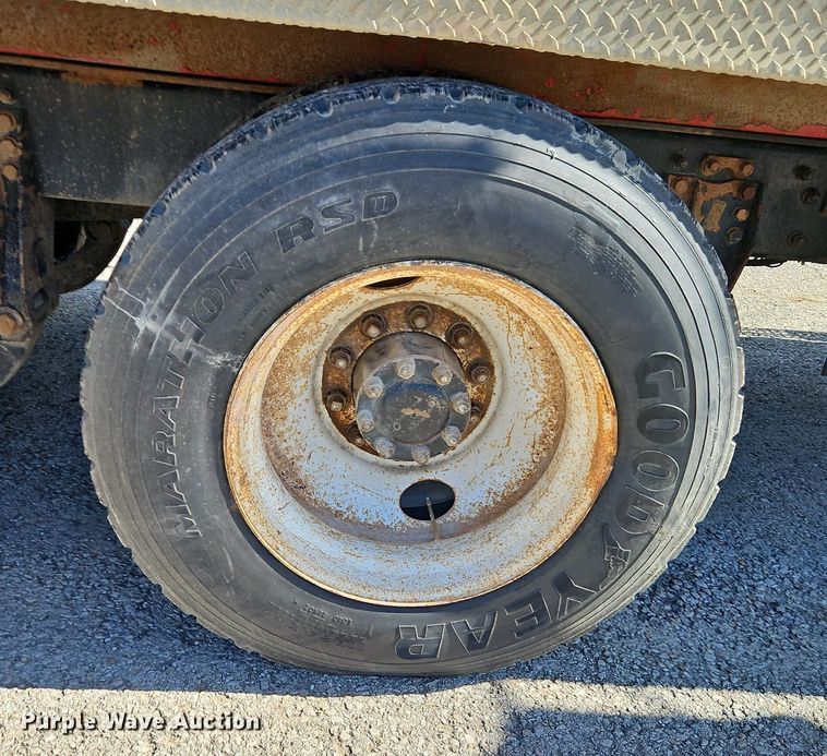 image for item EI3526 1995 Volvo Autocar dump truck