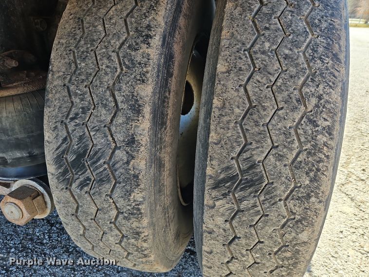 image for item EI3526 1995 Volvo Autocar dump truck