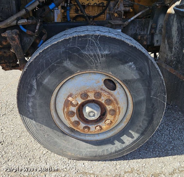 image for item EI3526 1995 Volvo Autocar dump truck