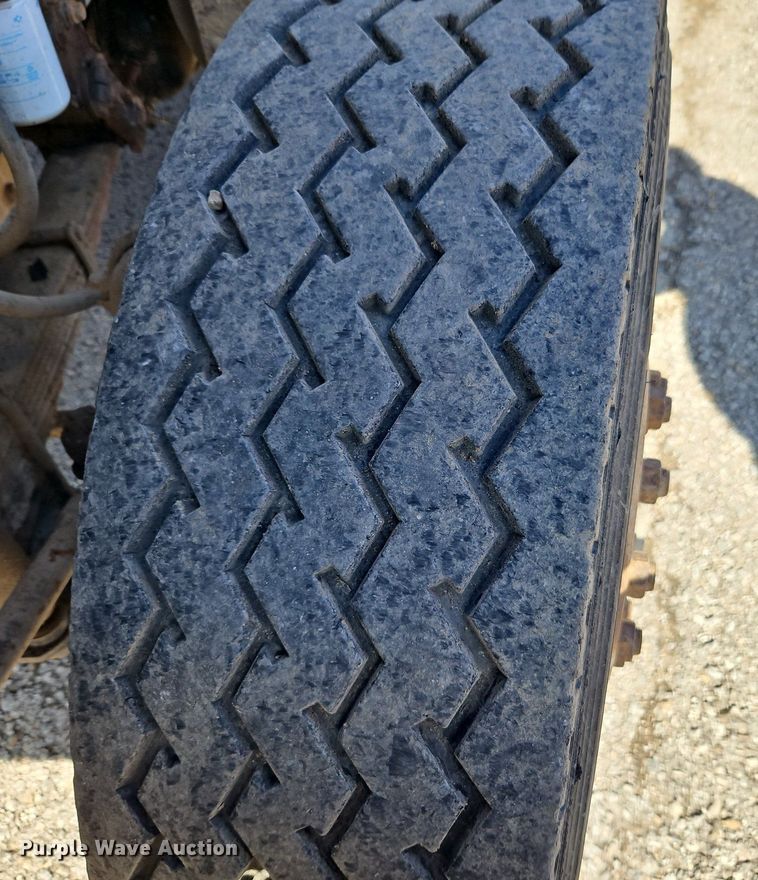 image for item EI3526 1995 Volvo Autocar dump truck