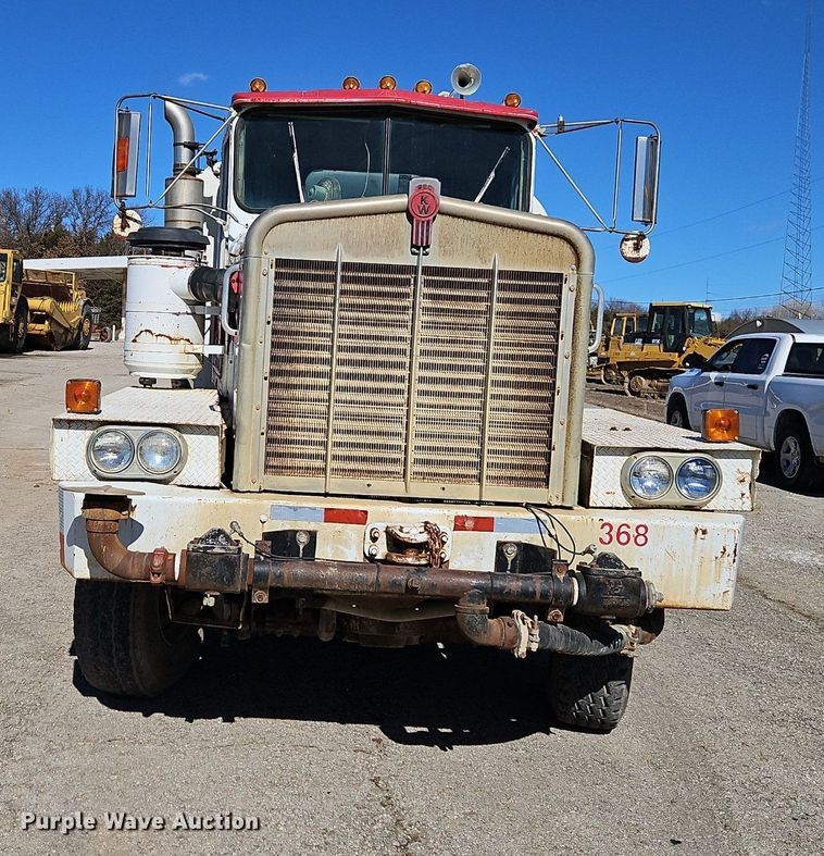 image for item EI3527 1974 Kenworth  water truck