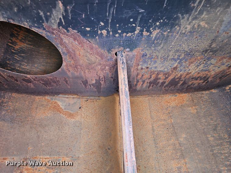 image for item EI3527 1974 Kenworth  water truck