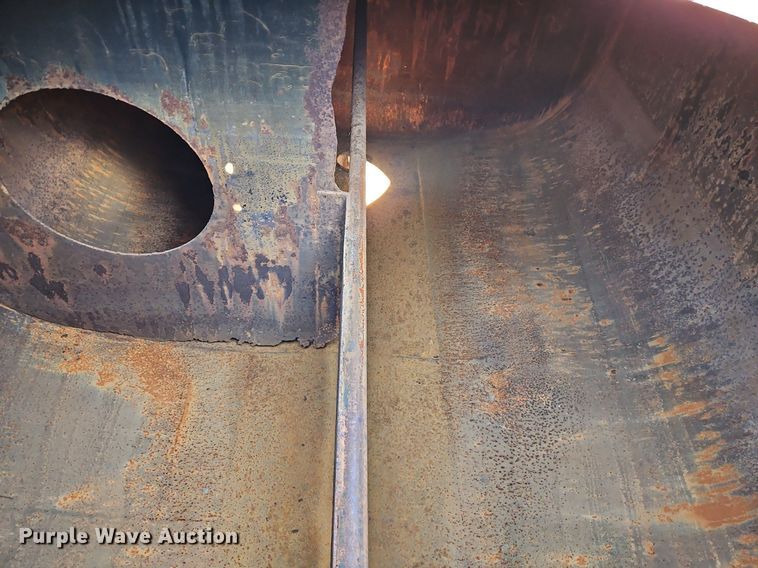 image for item EI3527 1974 Kenworth  water truck