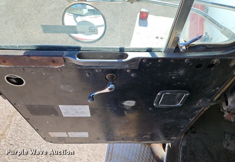 image for item EI3527 1974 Kenworth  water truck