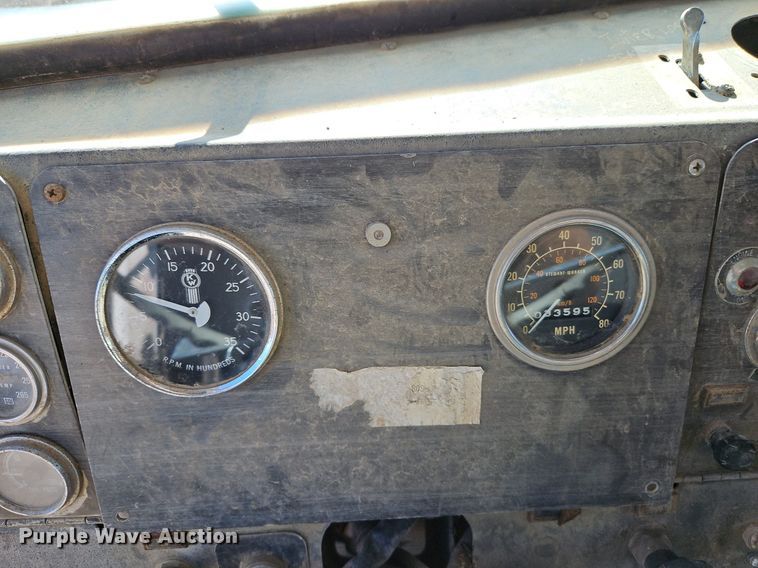image for item EI3527 1974 Kenworth  water truck