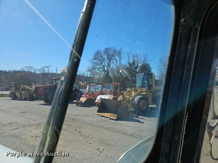 image for item EI3527 1974 Kenworth  water truck