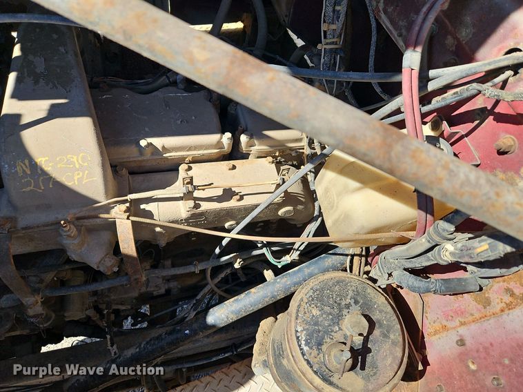 image for item EI3527 1974 Kenworth  water truck