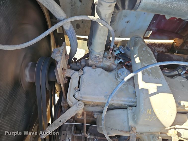 image for item EI3527 1974 Kenworth  water truck